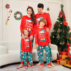 Europese Amerikaanse stijl herfst/winter kerstoutfits voor ouders en kinderen Zachte polyester <span class=keywords><strong>sets</strong></span> met lange mouwen en kerstmuts Santa - Product Image 2