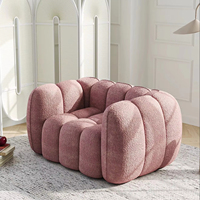 Fauteuil moderne capitonné en mousse compressée avec emballage sous vide pour appartement et villa