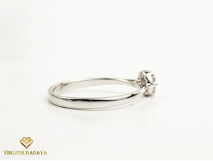 Bague de fiançailles de luxe en diamant de laboratoire, sertissage illusion, diamant de laboratoire E-F VS, bijou raffiné pour promesse et anniversaire - Product Image 6