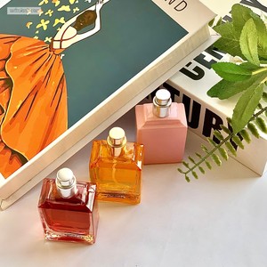 Caja de Regalo de Perfume para Mujer, Spray Corporal con Fragancia Duradera, Aroma Floral, Perfume para Mujer 30ML*3 - Product Image 2