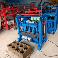 Machine de fabrication de briques électrique mobile 4 pièces 8 pouces 200mm béton faisant des briques