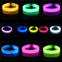 Boucles d'oreilles LED directement de l'usine et accessoires pour festivals, boucles d'oreilles lumineuses et boucles d'oreilles LED clignotantes multicolores en cristal