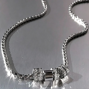 Collar con Colgante de Cilindro de Acero de Titanio y Circonita Cúbica para Hombre y Mujer, Cadena de Caja, Joyería Hip Hop - Product Image 2