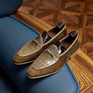 Mocasines de Estilo Británico para Hombre, Casuales de Negocios, Formales, Otros Materiales Superiores, Grabados, Sin Cordones, que Aumentan la Altura, de Alta Calidad - Product Image 3