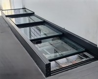 Lucarne motorisée télécommandée en alliage d'aluminium avec design coulissant et pliable, résistante au vent, style minimaliste, étanche
