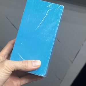 <span class=keywords><strong>Turquesa</strong></span> Sintética Azul en Bruto Sin Cortar de Buena Calidad al por Mayor de Fábrica China - Product Image 2