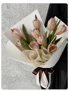 Papel de Regalo Impermeable de 56 cm x 10 yardas con Diseño Floral para Ramos de Flores, Papel de Envolver Floral Coreano, Papel de Regalo para Floristas - Product Image 5