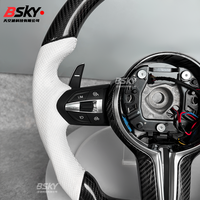 Volant en cuir perforé blanc personnalisé avec fibre de carbone, adapté aux modèles BMW F30 F10 F15 F01 F20 F22 F25 F31 F32 E70 E71 E90 E92