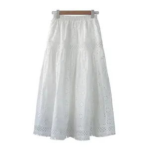 New Design Women Custom Summer Vacation White Skirt 100% Cotton Cut ou Embroider Long telegant Skirt Women maxi Skirt
