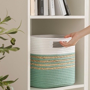 Paniers <span class=keywords><strong>de</strong></span> <span class=keywords><strong>rangement</strong></span> en corde <span class=keywords><strong>de</strong></span> coton tressée en gros, paniers en jacinthe d'eau naturelle pour l'organisation des jouets <span class=keywords><strong>de</strong></span> la crèche, <span class=keywords><strong>de</strong></span> la buanderie et des placards - Product Image 1