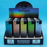 Briquet électronique OEM neuf de haute qualité avec couvercle métallique, à gaz butane, coupe-vent, rechargeable, pour usage extérieur, vente en gros usine