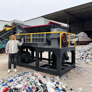 Déchiquetage continu automatique de déchets papier carton boîte emballage Machine de recyclage moteur de convoyeur en acier inoxydable roulement en aluminium - Product Image 1