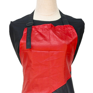 Capa de peluquería negra y roja, material textil antiadherente para el cabello, para uso en salón - Product Image 3