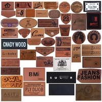 Étiquette de patch cousue en vinyle avec logo personnalisé pour vêtements Étiquette en cuir PU pour jeans Étiquettes de vêtement personnalisées