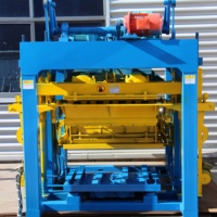 Équipement de moulage automatique de blocs QT4-25 pour la production de matériaux de construction, applicable en Éthiopie