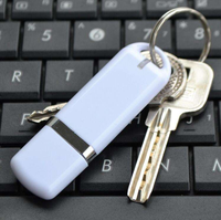 Clé USB en plastique colorée personnalisée 8 Go/16 Go/32 Go/64 Go/128 Go – Nouvelle option de cadeaux économique pour entreprises/étudiants/coopérations