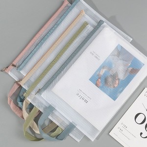 Biểu tượng tùy chỉnh trong suốt PVC danh mục đầu tư túi-không thấm nước A4 tài liệu chủ với gia cố seams cho tác phẩm nghệ thuật/giấy chứng nhận lưu trữ - Product Image 1