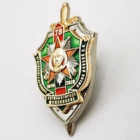 Insignes de revers étiquettes conception en gros Logo personnalisé épingles en émail souple dur en métal pour souvenir