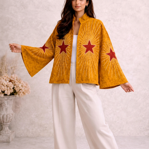 Magnifique veste en velours brodée étoile rouge, style kimono bohème moutarde, vêtement d'extérieur artisanal pour festival, blazer d'hiver - Product Image 1