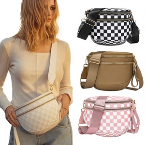 Sac à bandoulière/sac croisé pour femme en PU, tendance, polyvalent, grande capacité, léger, imperméable, fermeture éclair contrastée - Product Image 1