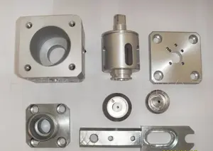 5 axes CNC usinage partie précision Auto pièce de rechange bloc moteur culasse pièces de machines nouvelle énergie véhicule moteur boîtier