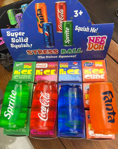 Juguete Antiestrés Popular de Cola, Sprite, Fanta, Pepsi y Maltosa, de Compresión Lenta y Alivio del Estrés - Product Image 1
