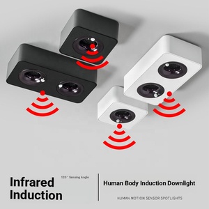 ไฟดาวน์ไลท์ LED แบบติดตั้งบนพื้นผิว รูปทรงสี่เหลี่ยมทันสมัย ป้องกันแสงสะท้อน สำหรับใช้ในบ้านและเชิงพาณิชย์ ห้องนั่งเล่น ห้างสรรพสินค้า - Product Image 2