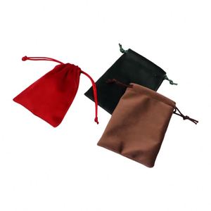 Sac à poussière en velours Lisi 7*9cm avec cordon de serrage, en tissu doux, pour bijoux, bonbons, cadeaux, recyclable avec impression par estampage - Product Image 4