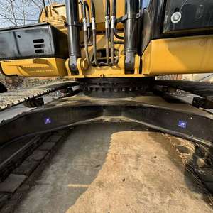 Excavadora Hidráulica Caterpillar 323D2L con Motor y Bomba, Peso Operativo de 23 Toneladas, Modelo 2024, Excavadora Mediana para Construcción - Product Image 5