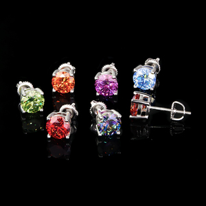 Boucles d'oreilles clous classiques en moissanite colorée taille brillant, plaqué rhodium argent 925 certifié GRA, 5mm/6.5mm, vente en gros - Product Image 2