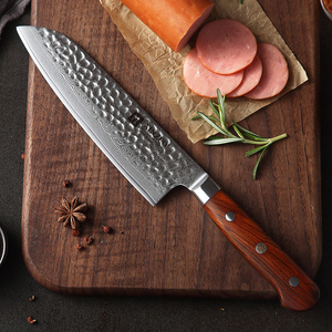 Coltello Santoku professionale da 7 pollici da 67 strati in acciaio damasco affilato coltelli da <span class=keywords><strong>Chef</strong></span> giapponesi personalizzati