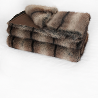 Couverture en fourrure de lapin cationique bicolore, douce et moelleuse, pour canapé, lit, textile de maison, OEM, sur mesure, vente en gros