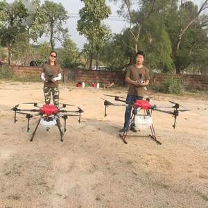 Dron Agrícola Eléctrico de Vuelo Autónomo CCW616 16L con Control Remoto, Reanudación de Pulverización en Puntos de Interrupción, Cámara y Fabricación en Plástico - Product Image 6