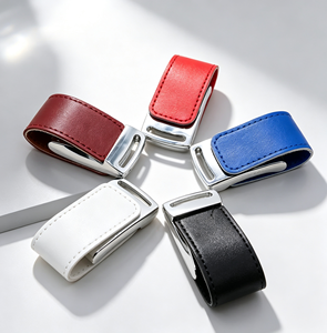 Memoria USB de Cuero con Tapa Abatible, Logotipo Personalizado en Relieve, USB2.0 USB3.0 128GB, Pendrive para Regalo Empresarial - Product Image 1