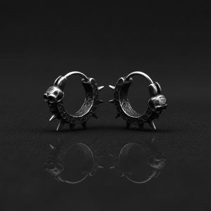 Pendientes de aro Huggie personalizados para hombre Yunnique, de acero inoxidable 316L, hipoalergénicos, con calavera, púas y remaches, estilo vintage gótico, regalo - Product Image 1