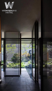 Cloison <span class=keywords><strong>de</strong></span> séparation en treillis métallique en acier inoxydable au design moderne et élégant, personnalisable pour bureau, studio, espace <span class=keywords><strong>de</strong></span> travail, salon ou suite. - Product Image 5