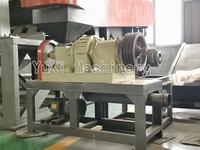 Machine de recyclage des pneus avec moteur pour le broyage des pneus usagés, production automatique de poudre de caoutchouc