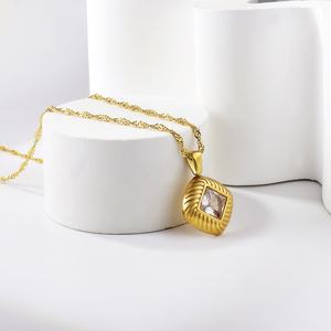 Collar Minimalista de Moda con Zirconia en Forma de Gota de Agua, Chapado en Oro de 18K, Colgante de Acero Inoxidable, Joyería Impermeable para Mujer - Product Image 3