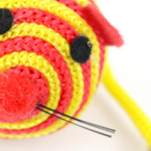 Ratón Pequeño con Hilo de Nailon de 4CM de Diámetro, Juguete Interactivo y de Movimiento para Mascotas - Product Image 3