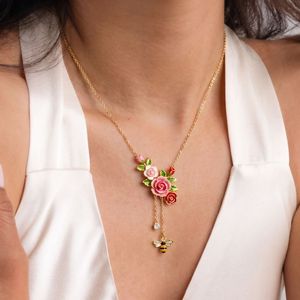 Collar con Colgante de Flor Esmaltada de Moda JIANX, Base de Cobre, Chapado en Oro de 18k, Cadena en Capas para Unisex - Product Image 3