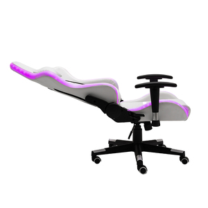 Silla Gaming RGB Minimalista con Masaje, Giratoria 360 Grados, Reposabrazos Ajustables, Cuero PU, Reclinable, Reposapiés y Soporte Lumbar - Product Image 5