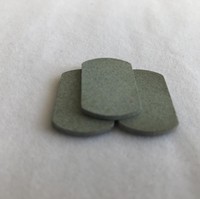 Plaque filtrante en céramique microporeuse personnalisée pierre à parfum disque en céramique poreuse pour parfum de voiture