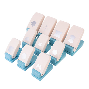 Perforatore Creativo per Bambini, Strumento di Lavorazione Artigianale Facile da Usare, Perforatore per Carte con Diverse Dimensioni, Utensile Sicuro per Forare - Product Image 1