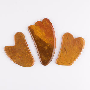 Neues Design Ei Gelber Stein Gua Sha Herzförmiges Gesichts kratz werkzeug zum Massieren von Falten lindern Dünnes Gesichts <span class=keywords><strong>massage</strong></span> werkzeug - Product Image 1