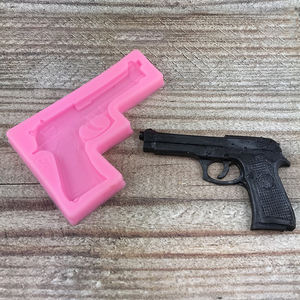 Trending GunToy forma <span class=keywords><strong>de</strong></span> <span class=keywords><strong>pistola</strong></span> Fondant CakeSilicone molde 3D en relieve Chocolate molde pastelería galletas moldes DIY cocina herramienta para hornear - Product Image 2