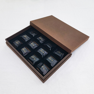 Boîte avec <span class=keywords><strong>petite</strong></span> boîte pliante en plastique pour chocolat <span class=keywords><strong>de</strong></span> Noël, boîte d'emballage pour chocolat, cadeau pour bonbons - Product Image 4