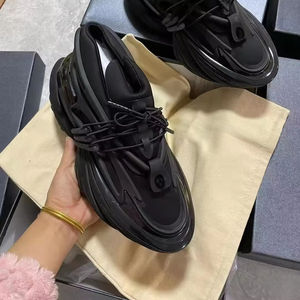 Chaussures décontractées de luxe à semelle épaisse en maille et lacets pour hommes et femmes, style sportif intemporel, respirantes et légères, pour la marche - Product Image 5