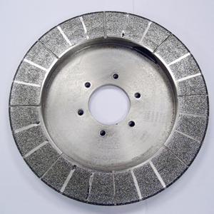 Disco de Diamante Segmentado Electrochapado para el Procesamiento de Pastillas de Freno Automotrices - Product Image 1