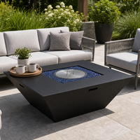 Table de foyer carrée moderne 120x120cm avec pare-vent en verre, verre à feu bleu, acier noir mat, bioéthanol, foyer portable pour patio extérieur