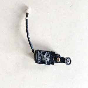 ลิมิตสวิตช์ D4D-2120N สำหรับเครื่องฉีดพลาสติก - Product Image 4